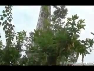 Мелани джагър - публичен - публичен възрастен видео от eiffel tower на свят известен landmark