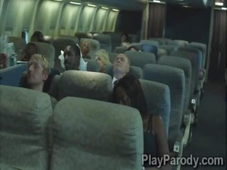 2 şehvetli stewardesses bilmek nasıl için lütfen the passengers