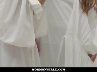 Mormongirlz- 二 女孩 initiate 向上 紅發 的陰戶